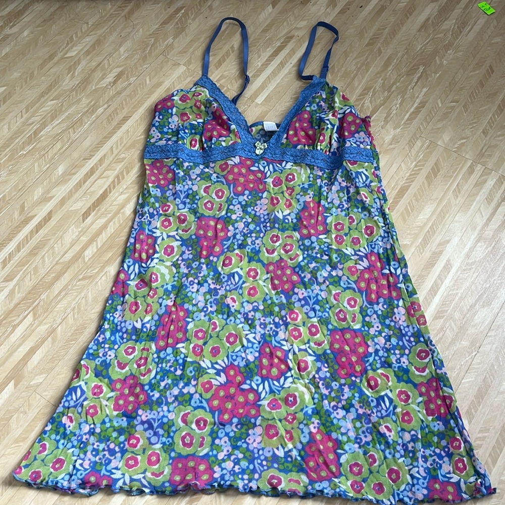 GAP lingerie top